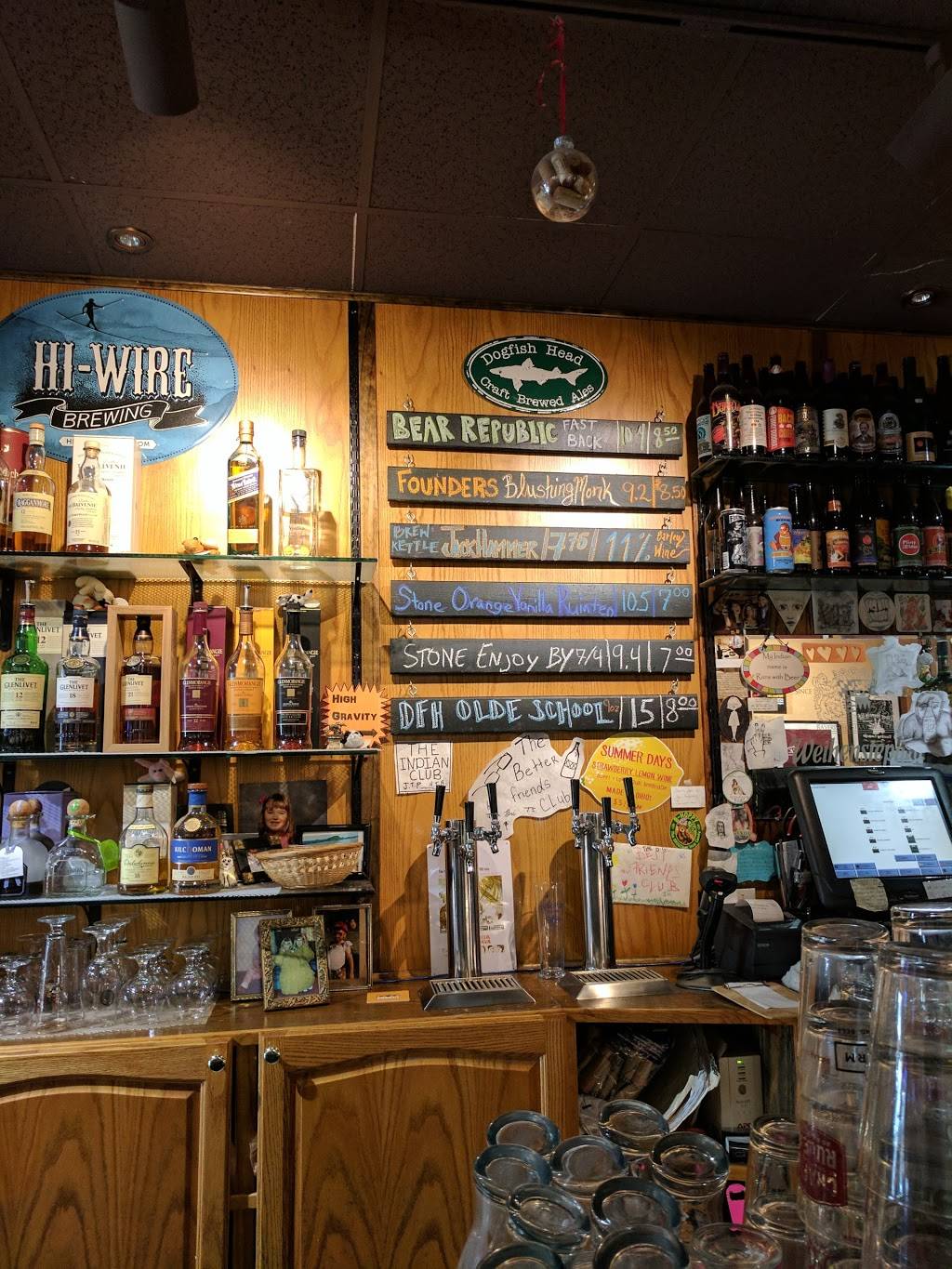 Vintage Estate Wine and Beer | restaurant | 7317 South Ave, Boardman, OH 44512, USA | 3306298080 OR +1 330-629-8080