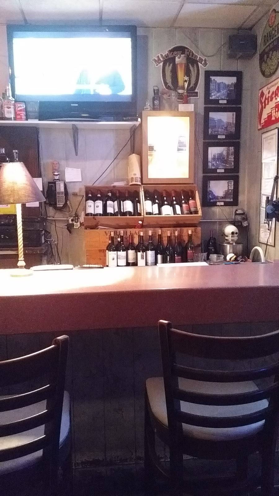 Alexs Washington Gardens | restaurant | 256 Green Bay Rd, Highwood, IL 60040, USA | 8474320309 OR +1 847-432-0309