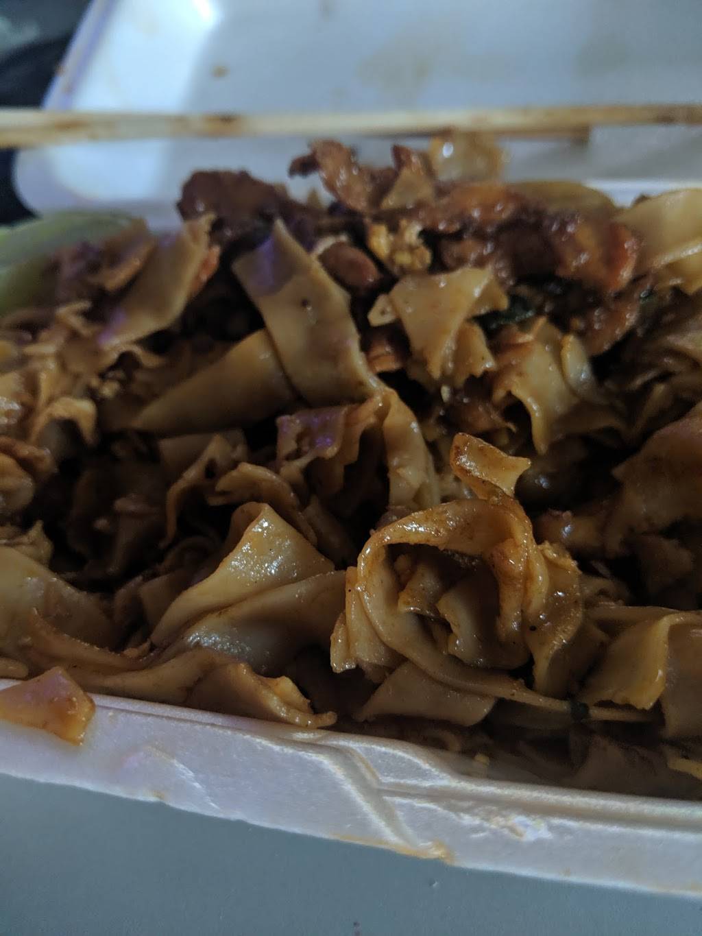 Thai Taste | restaurant | 671 Dundas St, London, ON N5W 2Z1, Canada | 5196462909 OR +1 519-646-2909