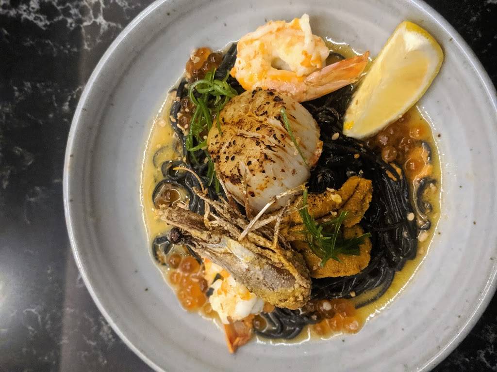 Mineral | restaurant | 1027 Yonge St, Toronto, ON M4W 2K9, Canada | 4169258565 OR +1 416-925-8565