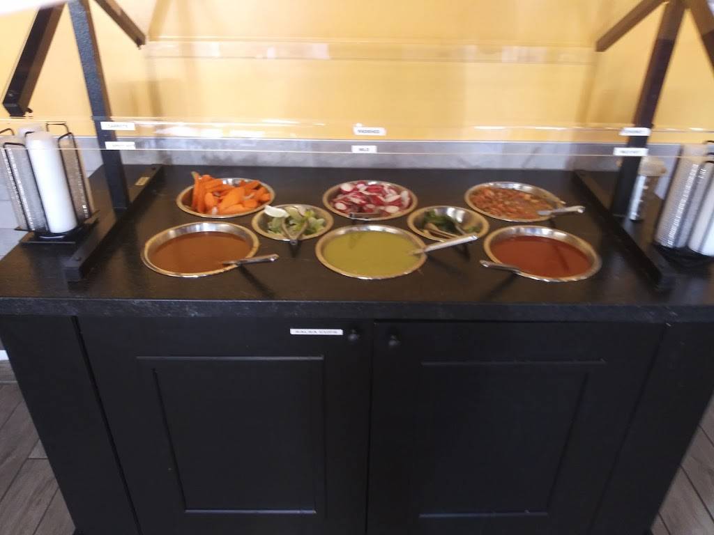 Serranos Mexican food | restaurant | 110 Encinitas Blvd, Encinitas, CA 92024, USA | 7604526950 OR +1 760-452-6950