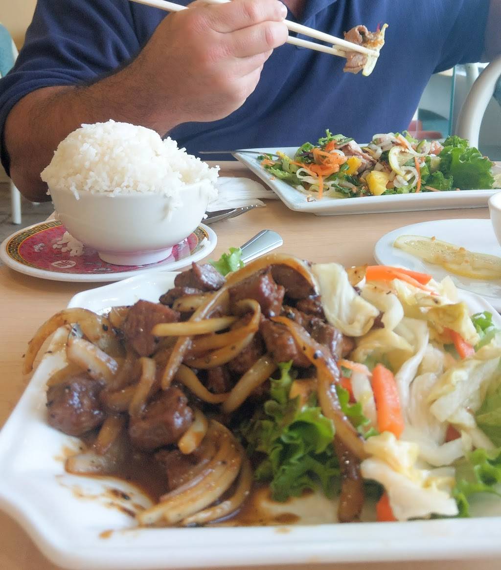 Nha Hang Quoc Te Restaurant | restaurant | 4448 University Ave, San Diego, CA 92105, USA | 6192819999 OR +1 619-281-9999