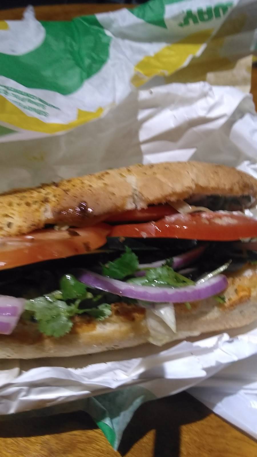 Subway Restaurants | restaurant | 1059 E Rte 66, Glendora, CA 91740, USA | 6268527644 OR +1 626-852-7644