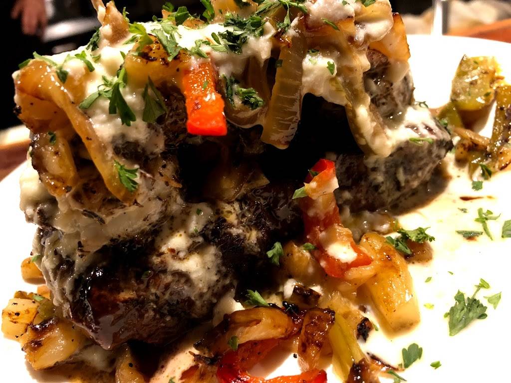 The Hub | restaurant | 55 Main St, North Adams, MA 01247, USA | 4136622500 OR +1 413-662-2500