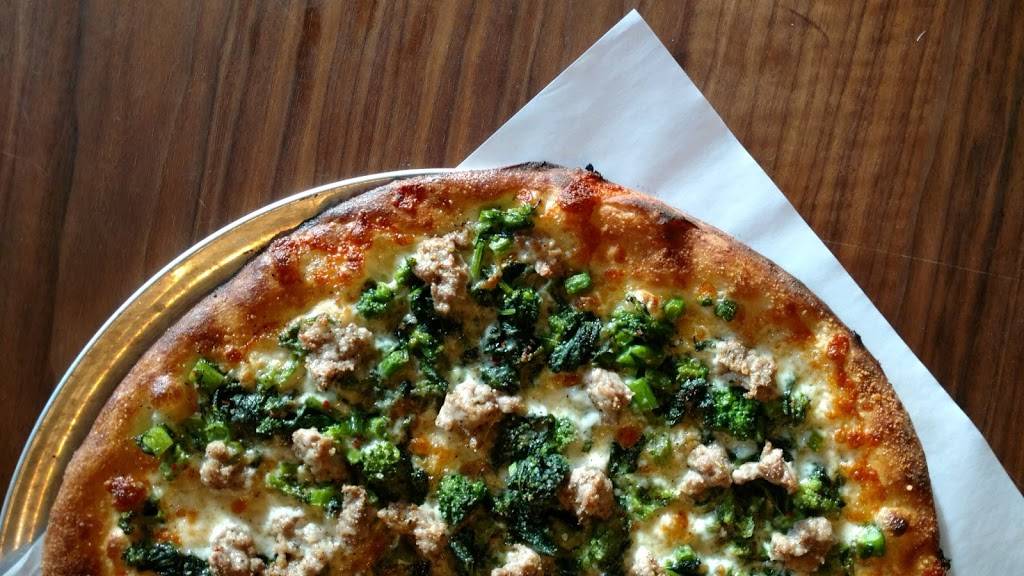 Big Green Truck Takeout | meal takeaway | 175 Humphrey St, New Haven, CT 06511, USA | 2036549514 OR +1 203-654-9514