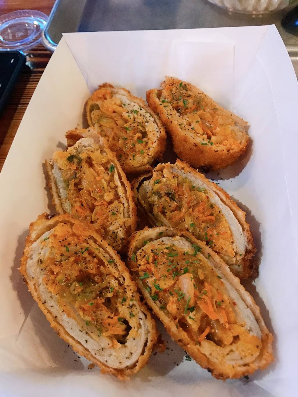 Streatside | restaurant | 6345 Multiplex Dr, Centreville, VA 20121, USA | 5717787378 OR +1 571-778-7378