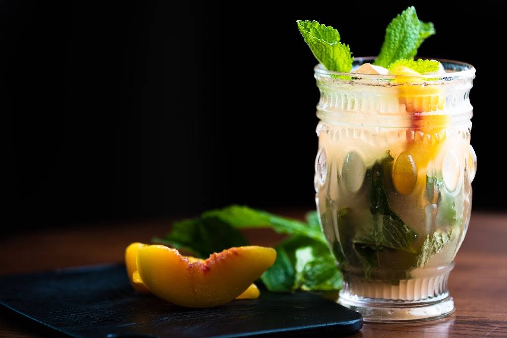 SUCCOTASH | restaurant | 186 Waterfront St, Oxon Hill, MD 20745, USA | 3015678900 OR +1 301-567-8900