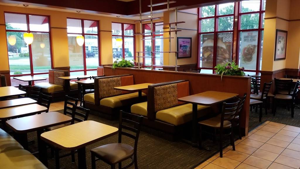 Arbys | restaurant | 7719 Lakeshore Blvd, Mentor, OH 44060, USA | 4402098866 OR +1 440-209-8866