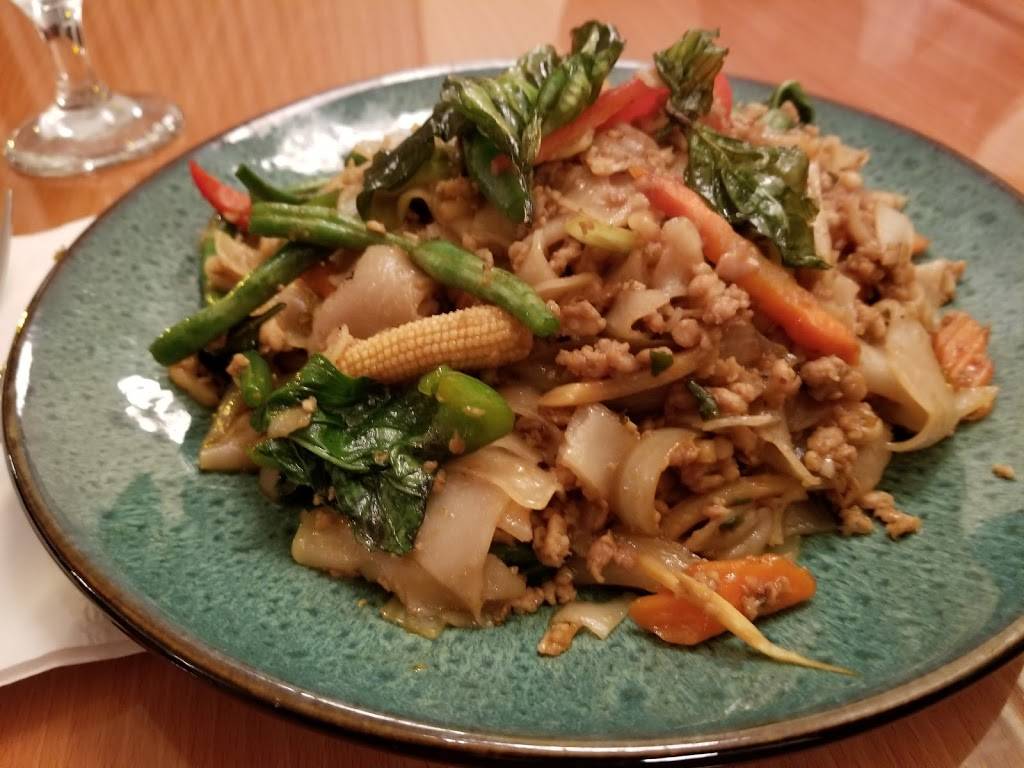 Origin Thai Bistro | restaurant | 1699 Shawsheen St #2, Tewksbury, MA 01876, USA | 9784558088 OR +1 978-455-8088