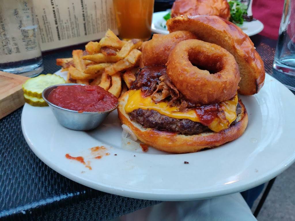 Republic | restaurant | 221 Cedar Ave, Minneapolis, MN 55454, USA | 6123386146 OR +1 612-338-6146