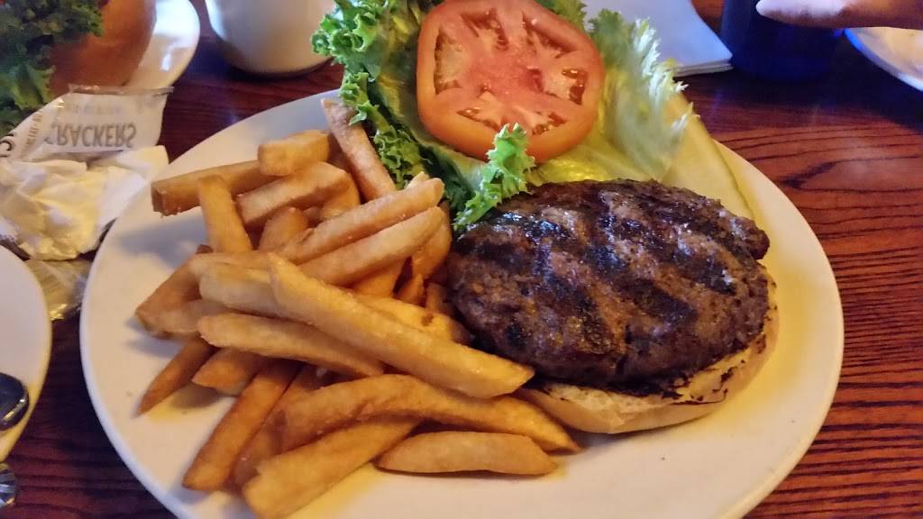 The Cabin | restaurant | 1172 Knollwood Rd, White Plains, NY 10603, USA | 9145926682 OR +1 914-592-6682