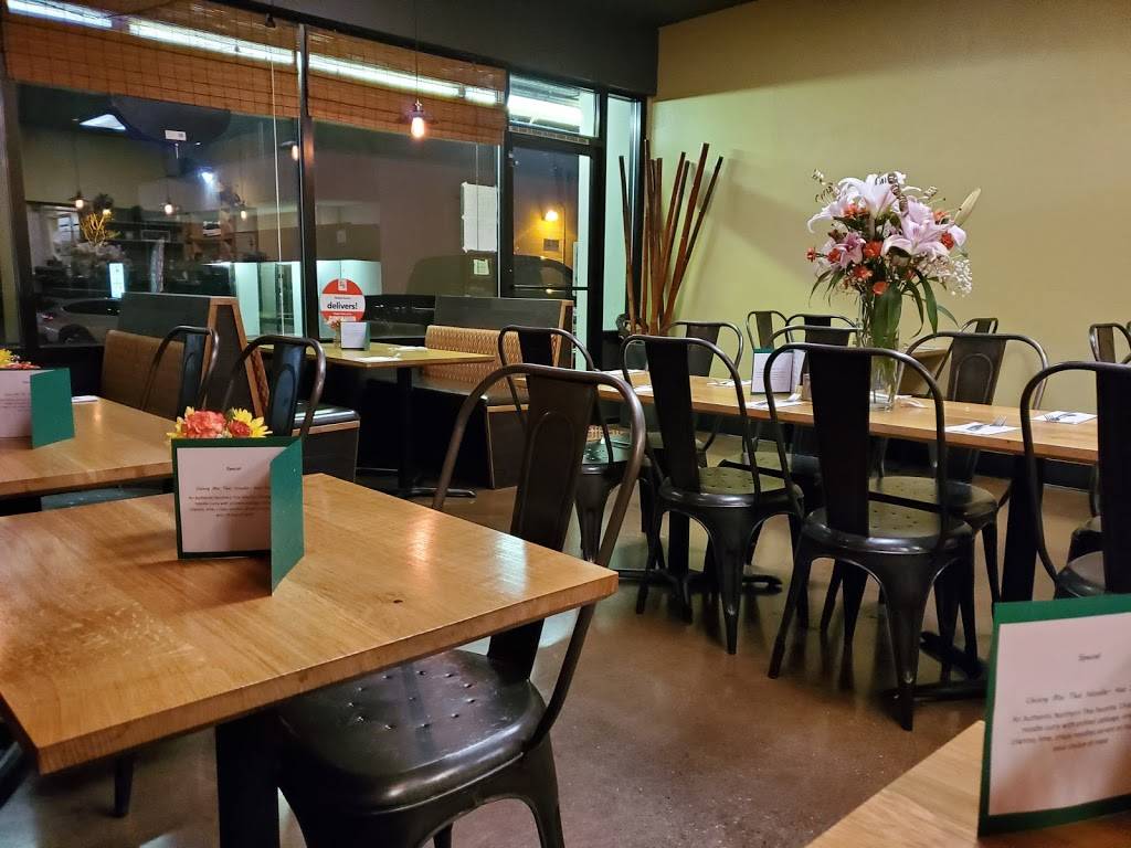 Green Curry Thai Restaurant | restaurant | 8148 SW Hall Blvd, Beaverton, OR 97008, USA | 5033729802 OR +1 503-372-9802