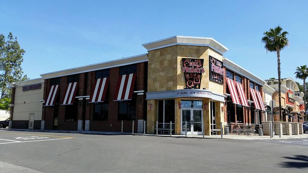 TGI Fridays | restaurant | 3487 Tyler St, Riverside, CA 92503, USA | 9513548400 OR +1 951-354-8400