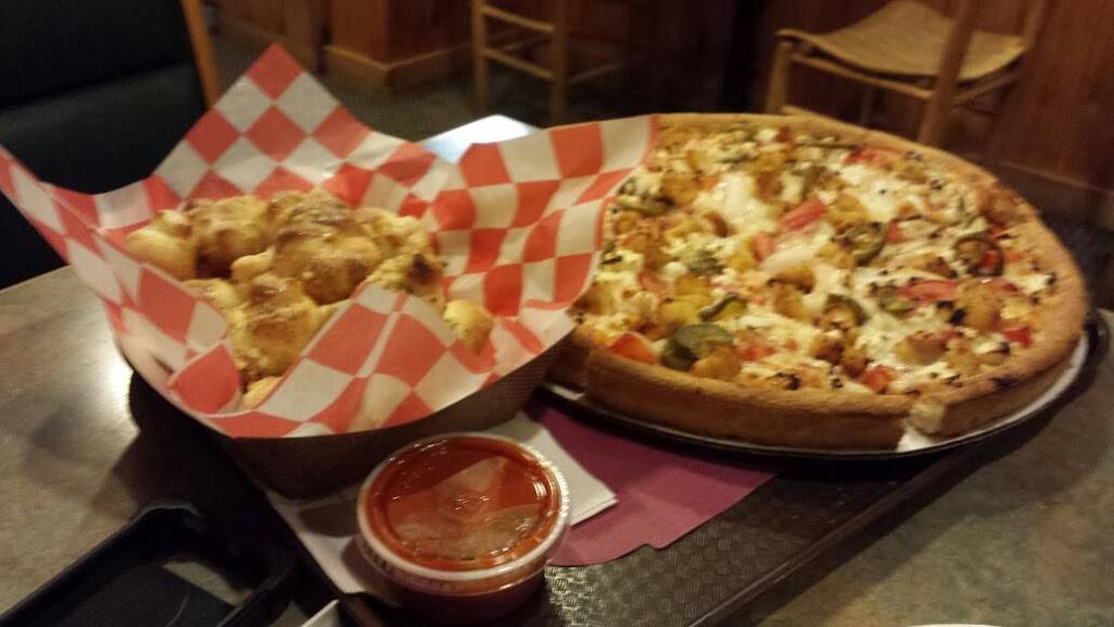 Pizza Chef | meal delivery | 163 Main St, Andover, NH 03216, USA | 6037355002 OR +1 603-735-5002