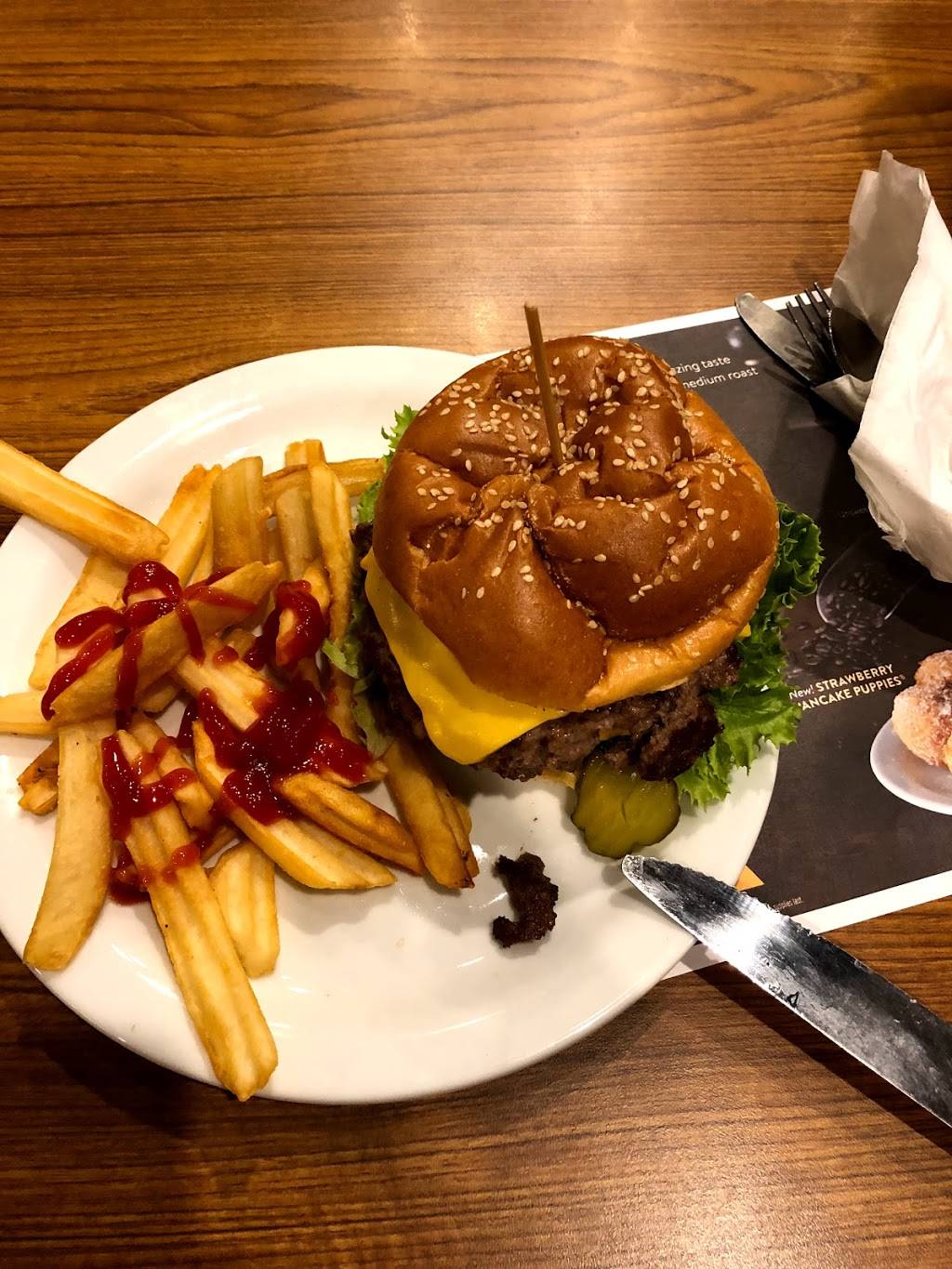 Flying J Travel Center | restaurant | 100 N Kings Hwy, Fort Pierce, FL 34945, USA | 7724610091 OR +1 772-461-0091