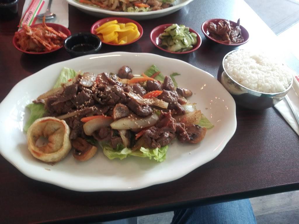 Onions Cafe | restaurant | 340 N Queen St, Lancaster, PA 17603, USA | 7173968777 OR +1 717-396-8777