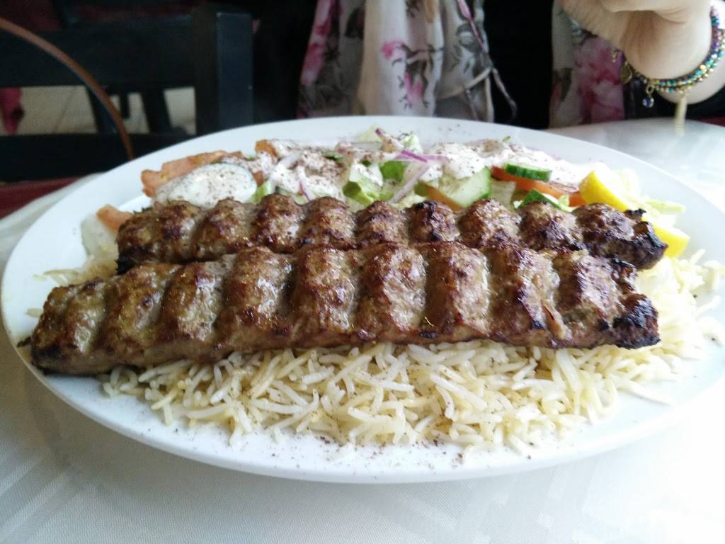 Supreme Kabob House | restaurant | 2750 Iris St, Ottawa, ON K2C 3C9, Canada | 6135969777 OR +1 613-596-9777