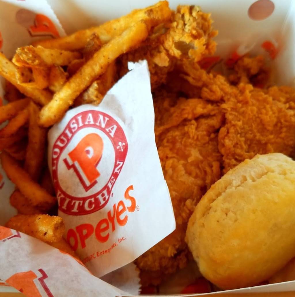 Popeyes Louisiana Kitchen | restaurant | 1011 E Pleasant Run Rd, DeSoto, TX 75115, USA | 9722243301 OR +1 972-224-3301