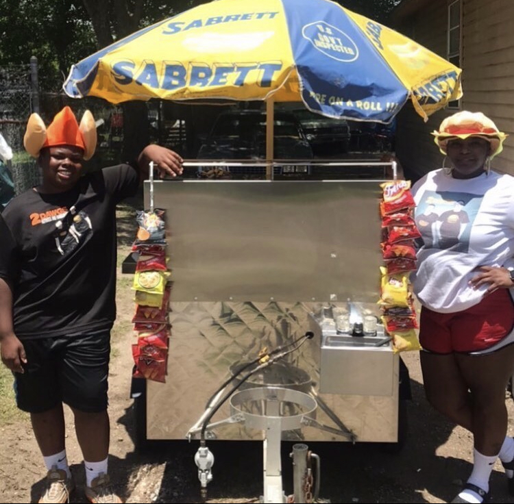 2DAWGS HOTDOGS AND HAMBURGERS | restaurant | 1104 First Ave, Prichard, AL 36610, USA | 2514476395 OR +1 251-447-6395