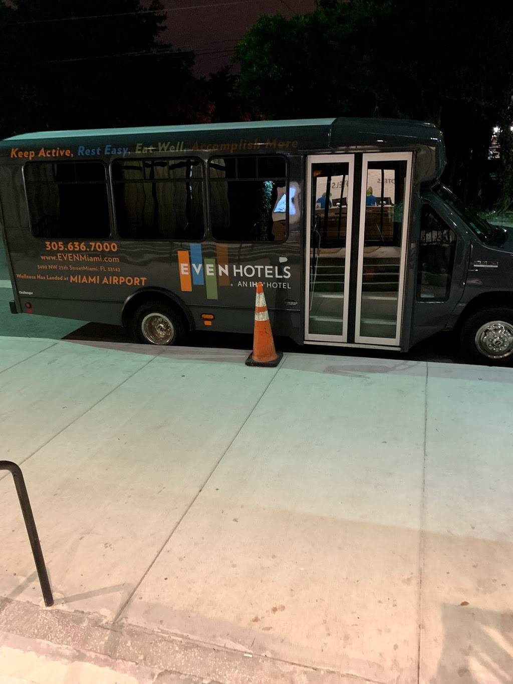 Cork & Kale | restaurant | 3499 NW 25th St, Miami, FL 33142, USA | 3056367000 OR +1 305-636-7000