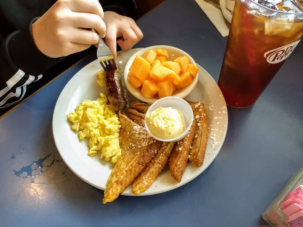 Island Restaurant | restaurant | 100 Rock Island Dr, Rock Island, WA 98850, USA | 5098860230 OR +1 509-886-0230