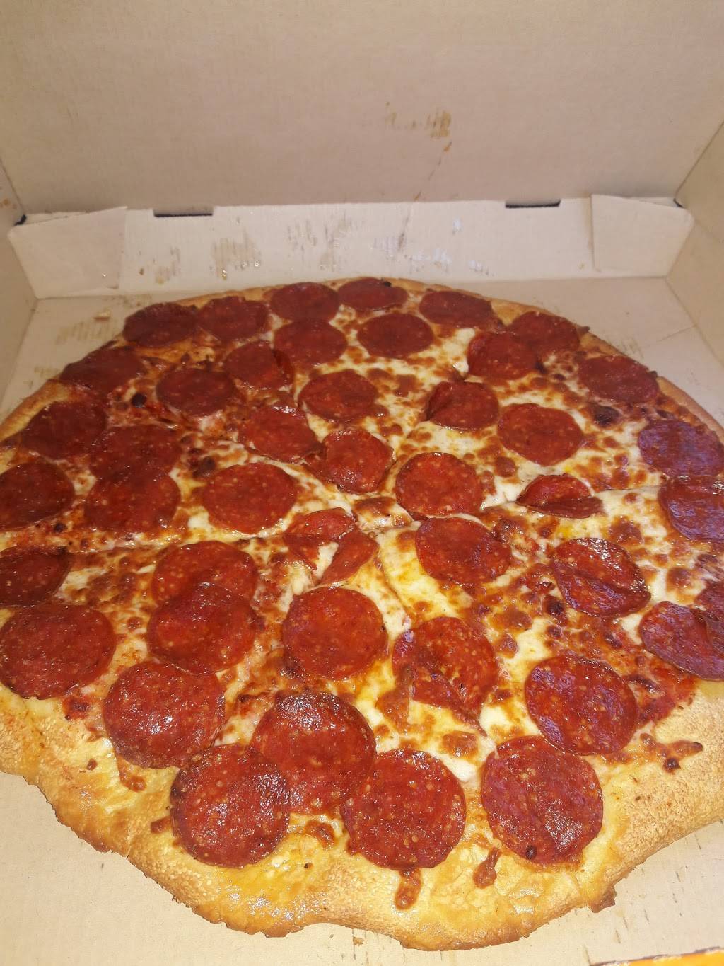 Little Caesars Pizza | meal takeaway | 3220 Falls Dr, Dallas, TX 75211, USA | 2143393300 OR +1 214-339-3300