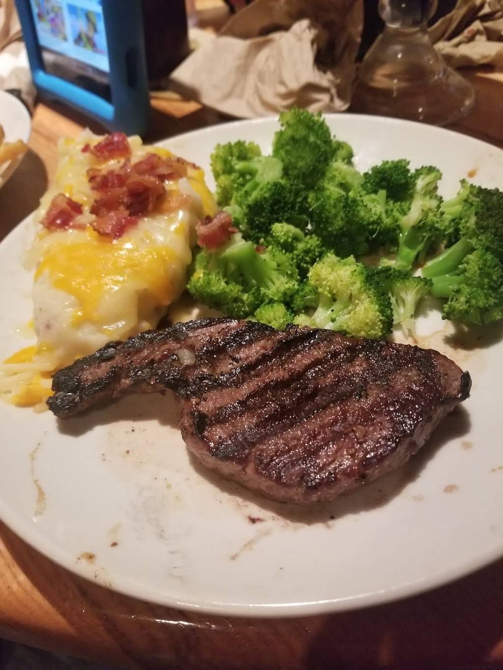 Applebees Grill + Bar | restaurant | 1039 W Tunnel Blvd, Houma, LA 70360, USA | 9858517100 OR +1 985-851-7100