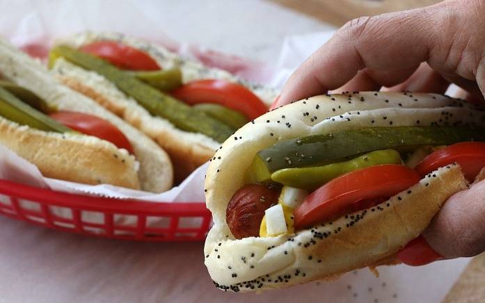 Ardy & Eds Drive In | restaurant | 2413 S Main St, Oshkosh, WI 54902, USA | 9202315455 OR +1 920-231-5455