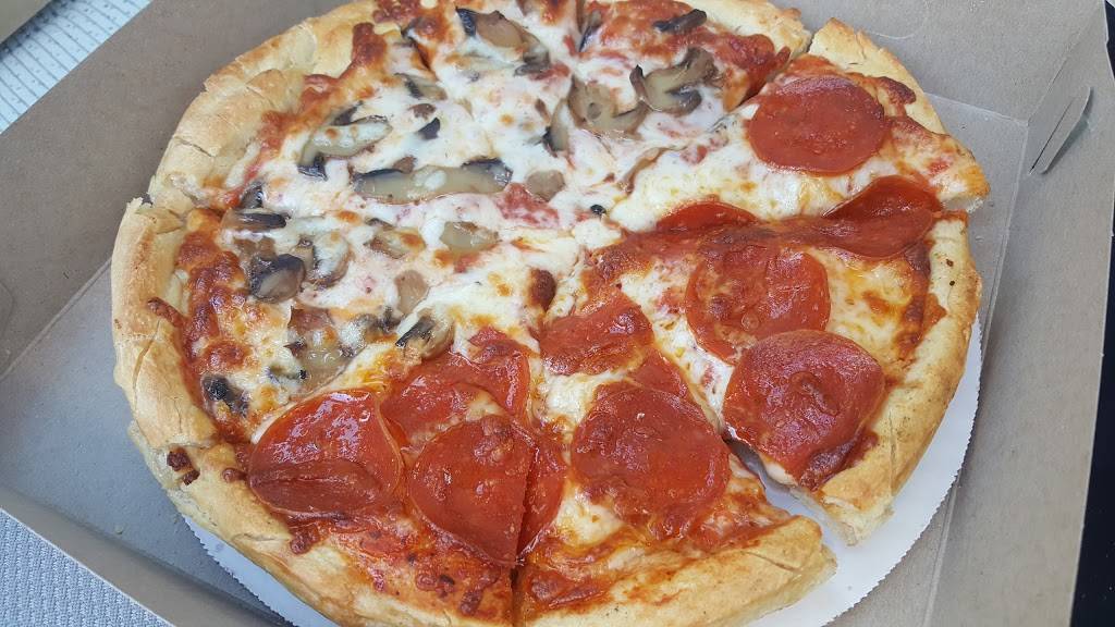 Marathon Pizza | restaurant | 850 W Main St, New Britain, CT 06053, USA | 8602244655 OR +1 860-224-4655