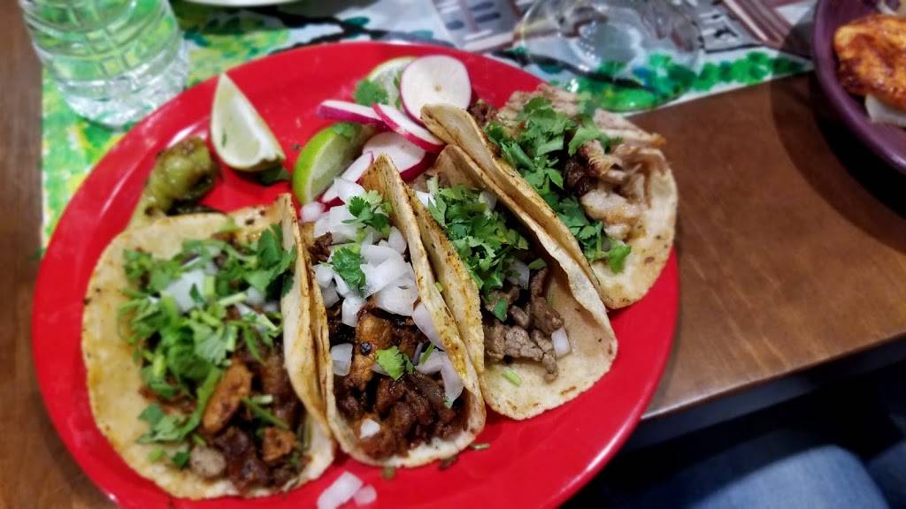 Molcajetes | restaurant | 3367 Bayshore Dr, Naples, FL 34112, USA | 2392345027 OR +1 239-234-5027