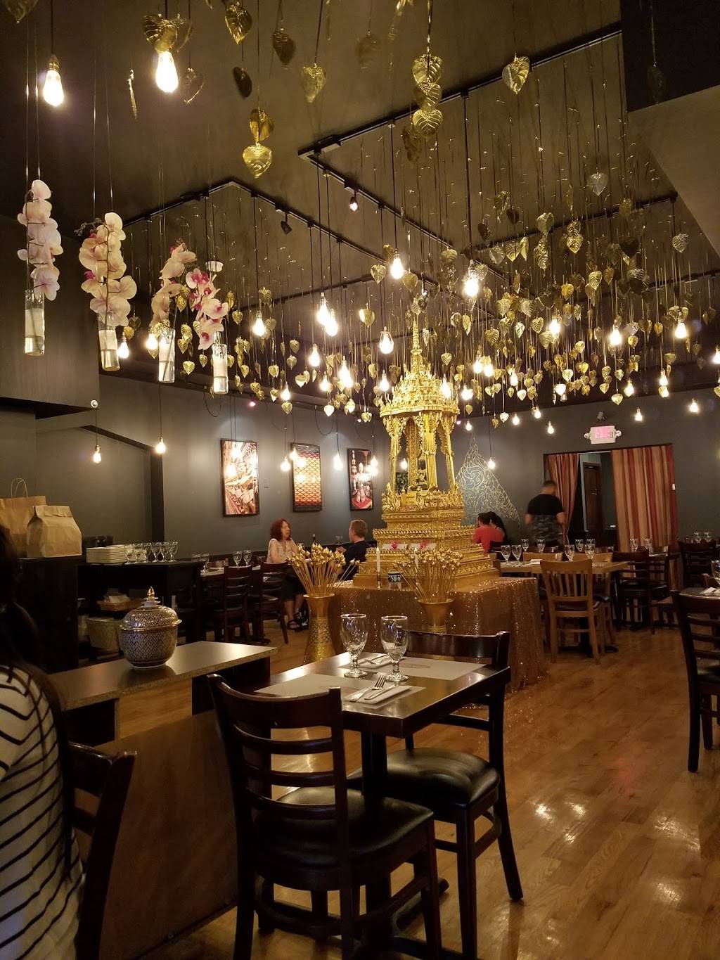 Phattra Thai Restaurant | restaurant | 426 Main St, Metuchen, NJ 08840, USA | 7325159333 OR +1 732-515-9333