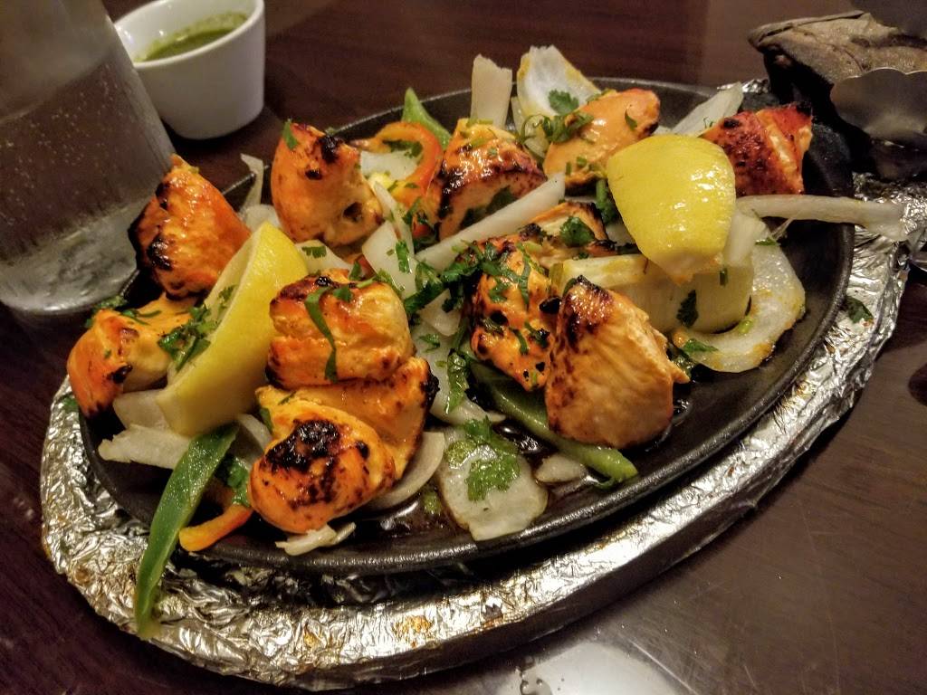 Viceroy Indian Cuisine & Bar | restaurant | 10650 Stockdale Hwy Ste 100, Bakersfield, CA 93311, USA | 6615649621 OR +1 661-564-9621