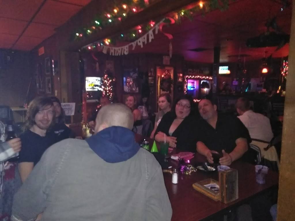 Miller House Pub & Cafe | restaurant | 110 E Peters Ave, Owensville, MO 65066, USA | 5734378719 OR +1 573-437-8719