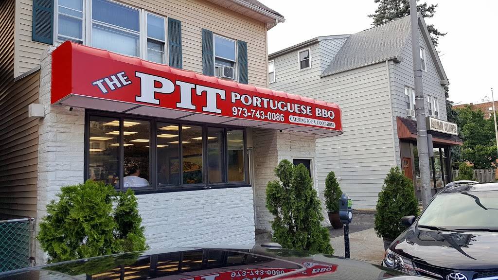 The Pit | restaurant | 178 Broad St, Bloomfield, NJ 07003, USA | 9737430086 OR +1 973-743-0086