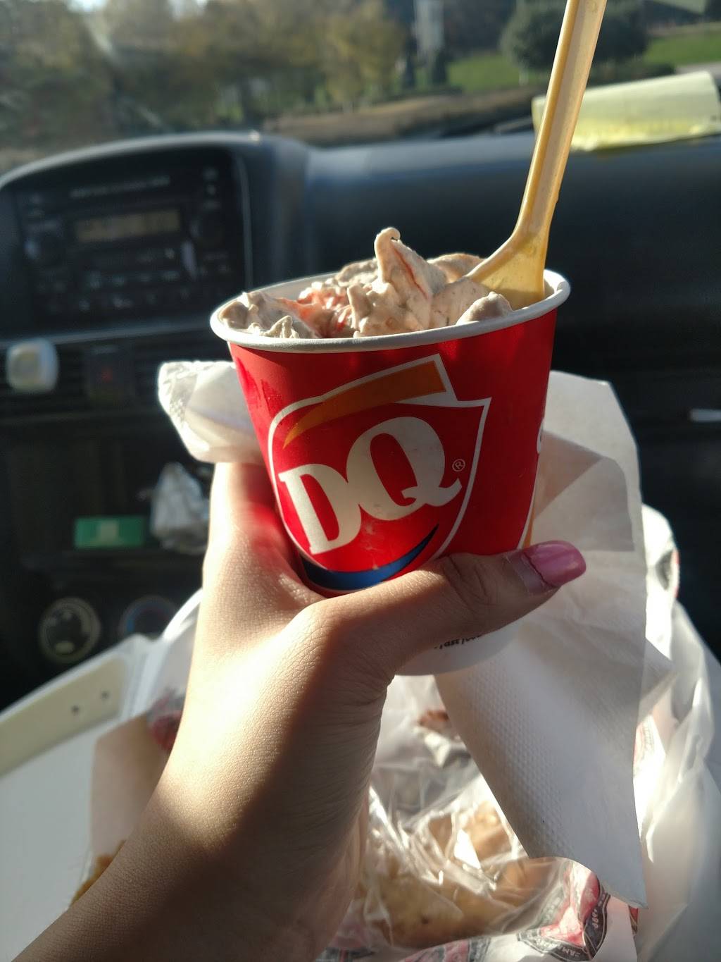 Dairy Queen Grill & Chill | restaurant | 780 Colonial Promenade Pkwy, Alabaster, AL 35007, USA | 2056210907 OR +1 205-621-0907