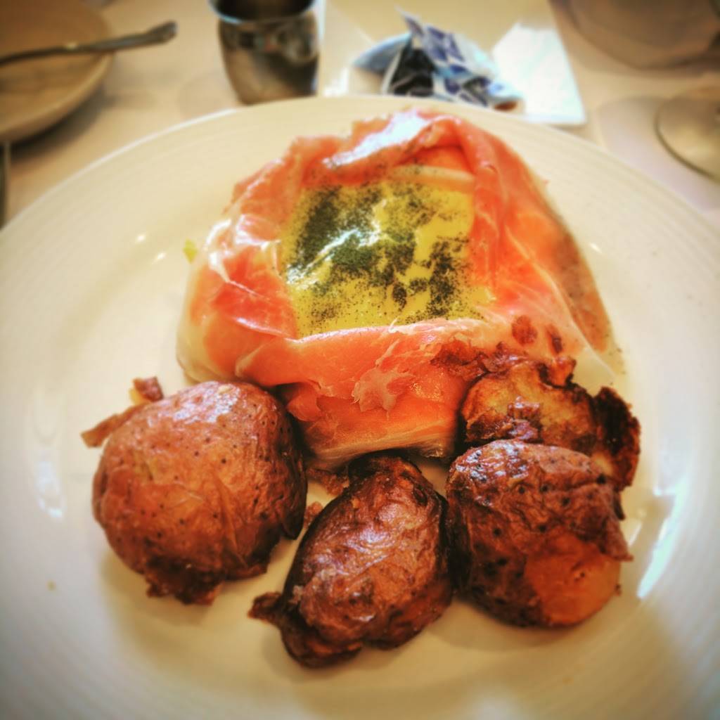 Dudleys On Short | restaurant | 259 W Short St #125, Lexington, KY 40507, USA | 8592521010 OR +1 859-252-1010