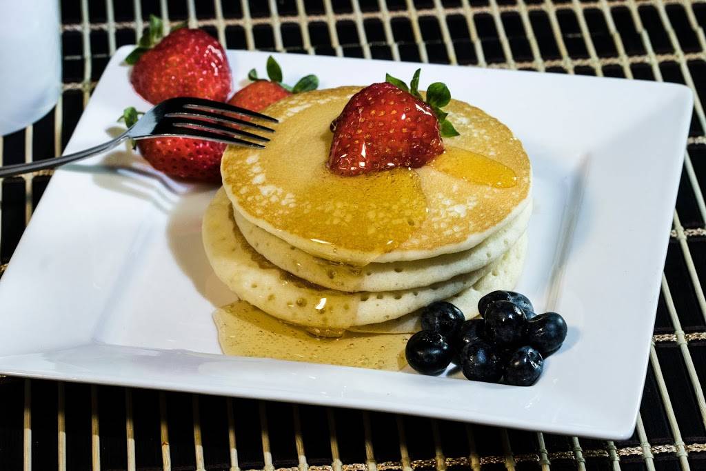 Leos House | restaurant | 7911 W 26th Ave, Hialeah, FL 33016, USA | 7863605652 OR +1 786-360-5652