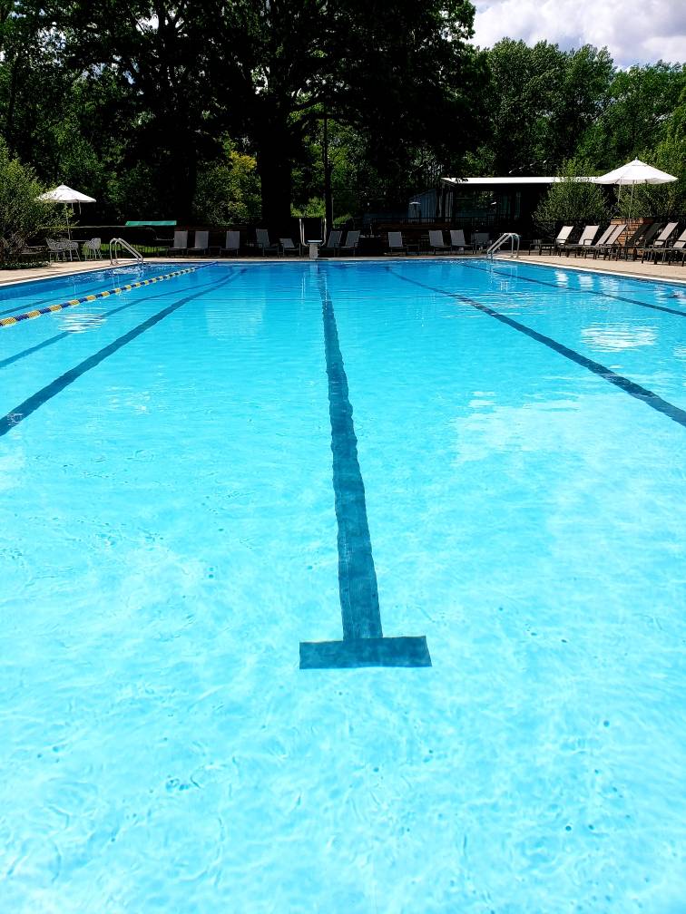 The Birchwood Club | restaurant | 1174 Park Ave W, Highland Park, IL 60035, USA | 8478312040 OR +1 847-831-2040