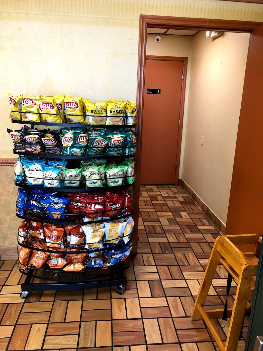 Subway | restaurant | 2695 Beaver Run Blvd, Surfside Beach, SC 29575, USA | 8432150075 OR +1 843-215-0075