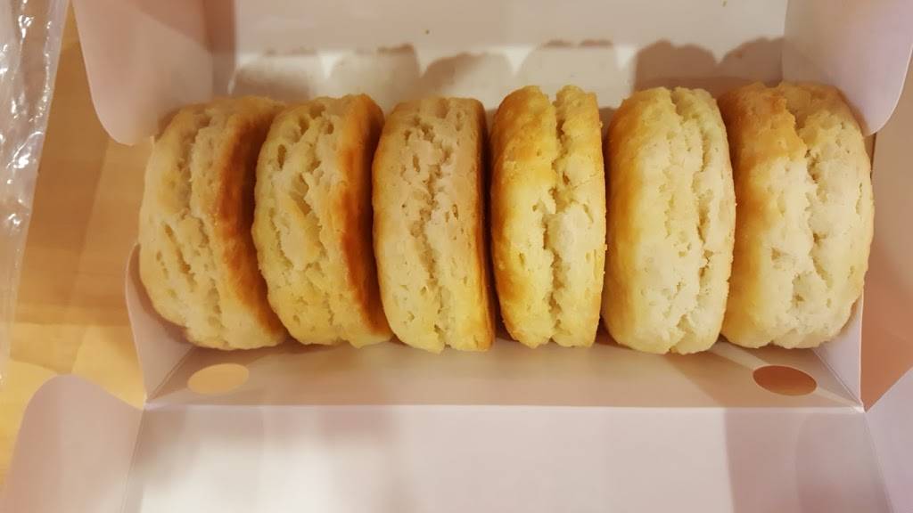 Popeyes Louisiana Kitchen | restaurant | 11115 Culebra Rd, San Antonio, TX 78253, USA | 2106889438 OR +1 210-688-9438