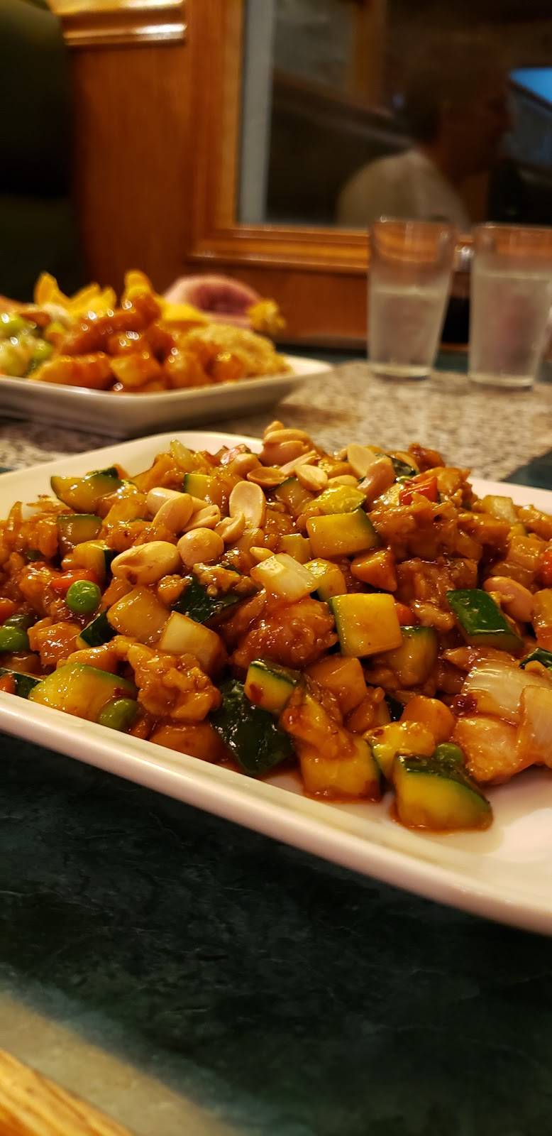 Jin’s Chinese Restaurant | restaurant | 180 NW 1st St, Dundee, OR 97115, USA | 5035546898 OR +1 503-554-6898