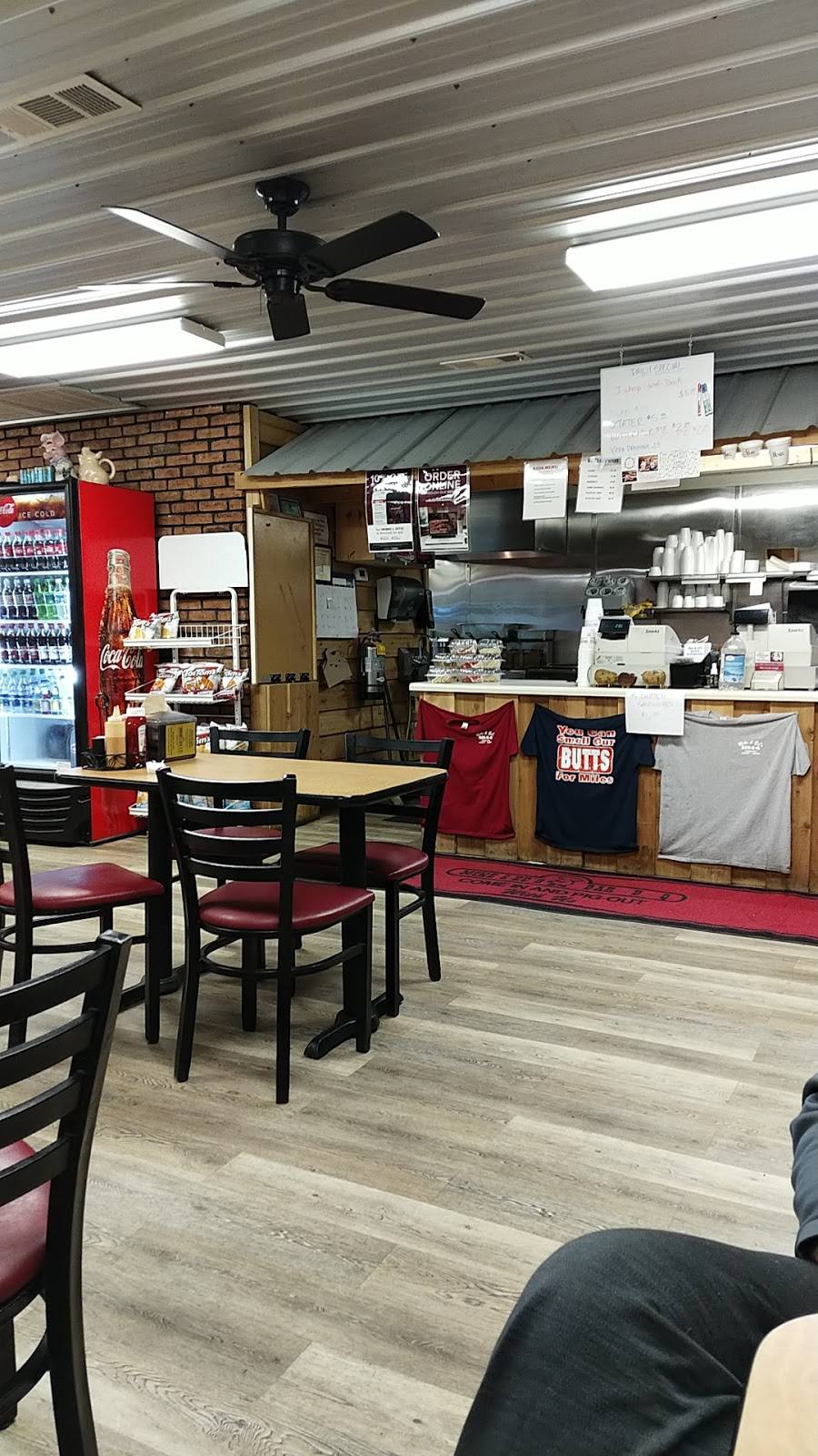 Mike & Eds Bar-B-Q | restaurant | 2001 Crawford Rd, Phenix City, AL 36867, USA | 3342971012 OR +1 334-297-1012