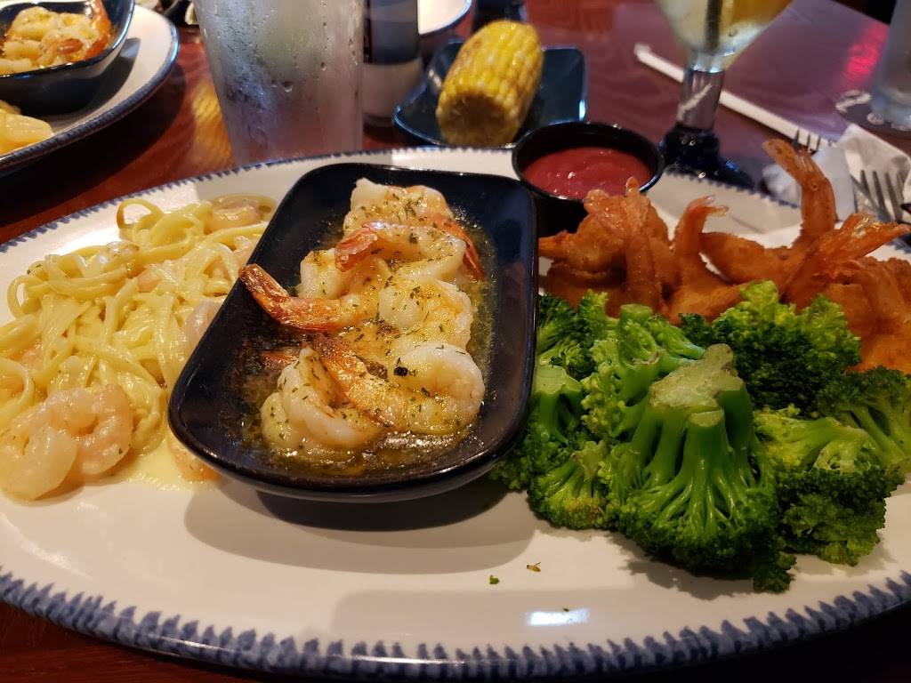 Red Lobster | restaurant | 2355 N, Tamiami Trail N, Naples, FL 34103, USA | 2394346116 OR +1 239-434-6116