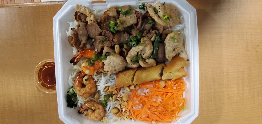 Pho House Odessa | restaurant | 1541 John Ben Shepperd Pkwy Suite 2, Odessa, TX 79761, USA | 4326142074 OR +1 432-614-2074