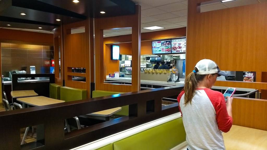 Burger King | restaurant | 1407 Parkhill Parkway, Pell City, AL 35125, USA | 2053384303 OR +1 205-338-4303