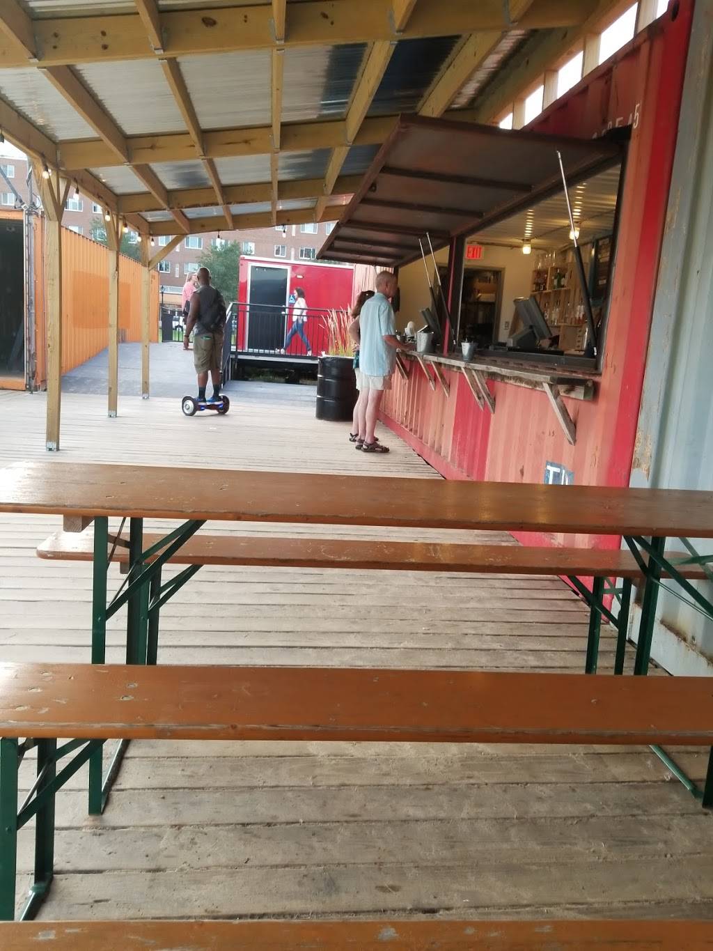 Constitution Yards | restaurant | 308 Justison St, Wilmington, DE 19801, USA | 3024075192 OR +1 302-407-5192