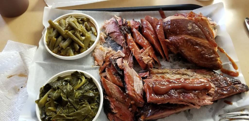 Firewood Bar.B.Q. | restaurant | 7013 Lithia Pinecrest Rd, Lithia, FL 33547, USA | 8134388710 OR +1 813-438-8710