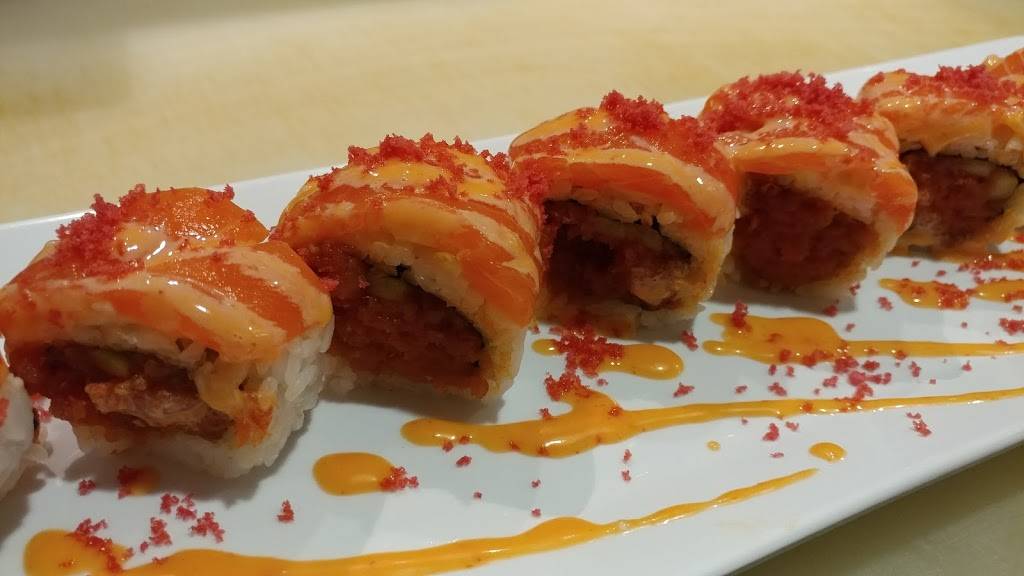 Sushi Train | restaurant | 2344 Sterling Ave, San Bernardino, CA 92404, USA | 9098834549 OR +1 909-883-4549