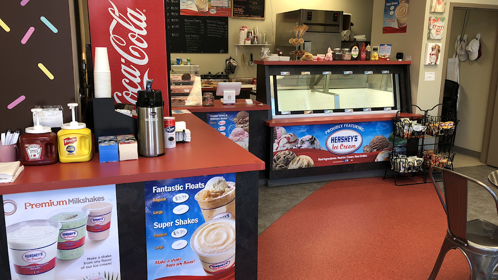 Scoops Ice Cream & Cafe | cafe | 221 High St, Portsmouth, VA 23704, USA | 7572958369 OR +1 757-295-8369