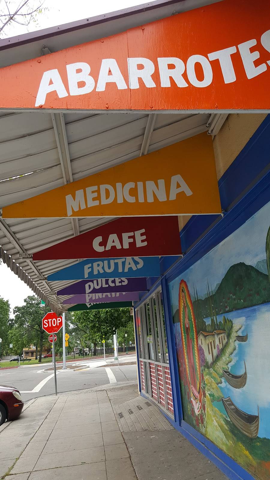 Carniceria Y Taqueria Nueva Italia | restaurant | 201 NE 2nd Ave, Visalia, CA 93291, USA | 5597419636 OR +1 559-741-9636